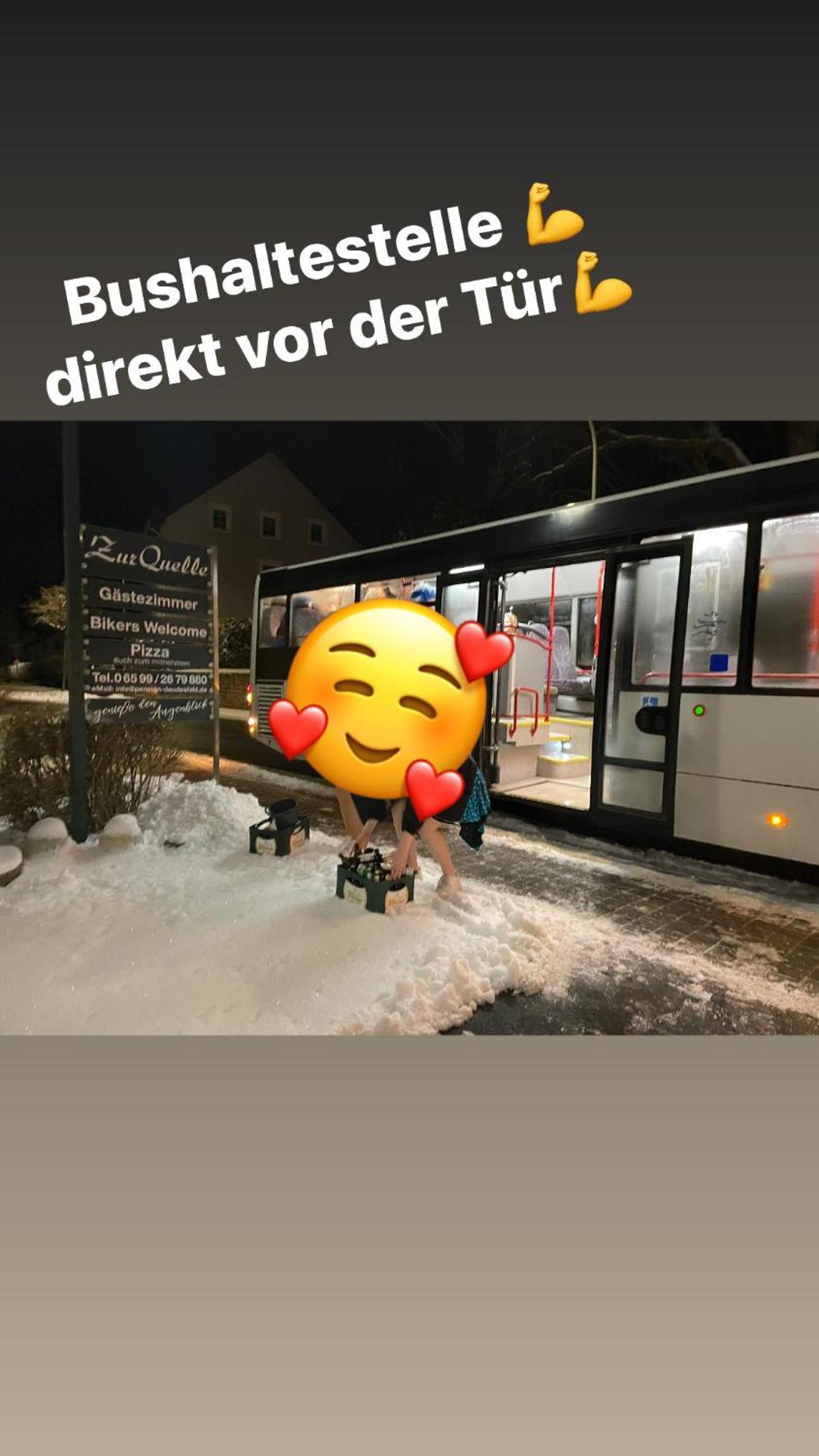 Pension Zur Quelle Deudesfeld Buitenkant foto