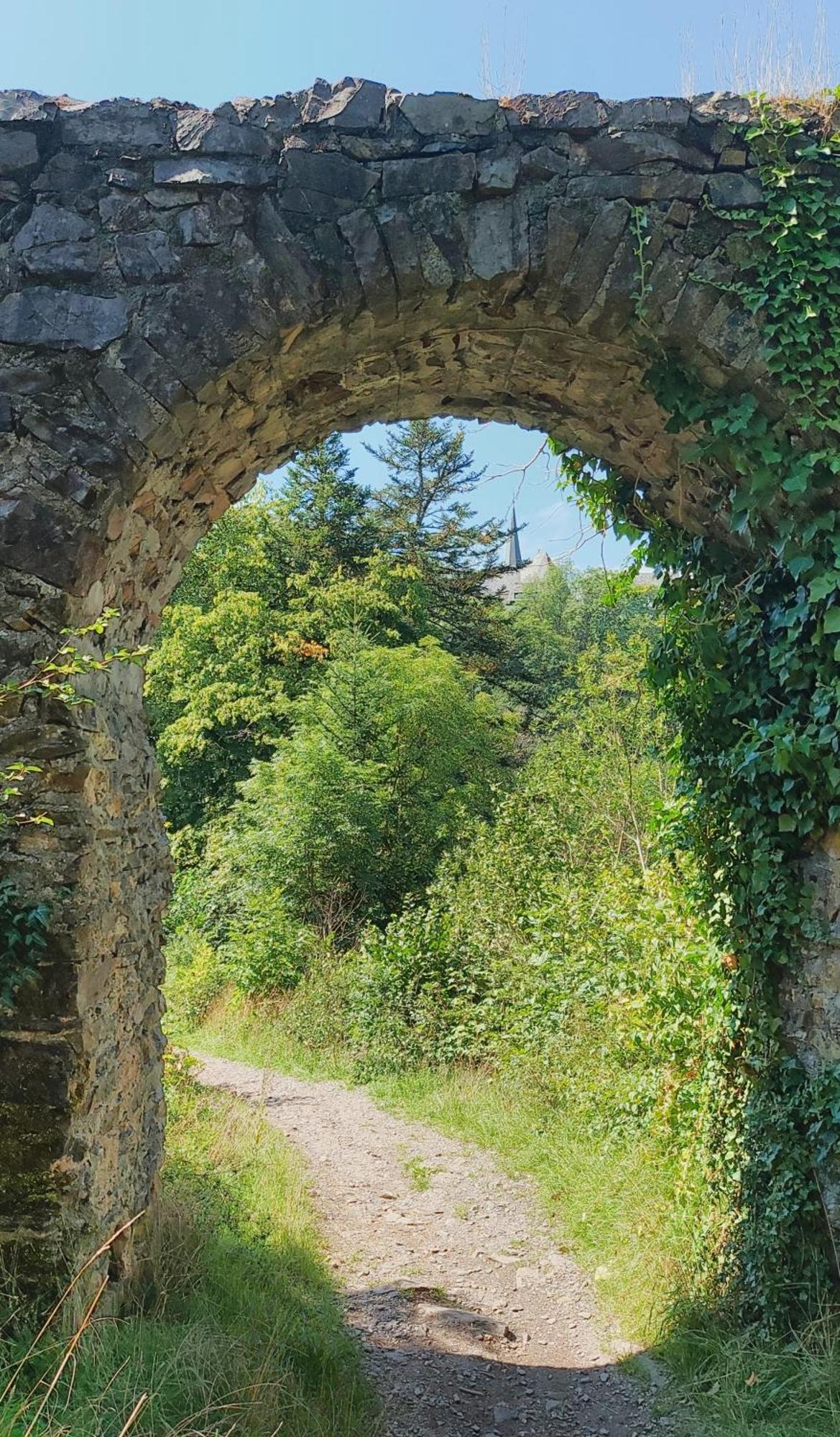 Pension Zur Quelle Deudesfeld Buitenkant foto
