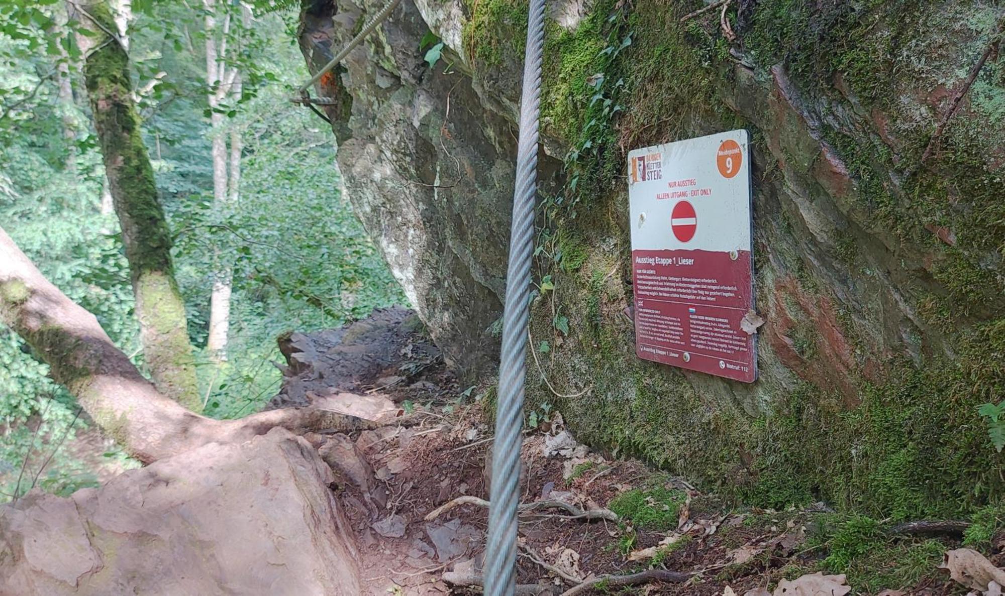 Pension Zur Quelle Deudesfeld Buitenkant foto